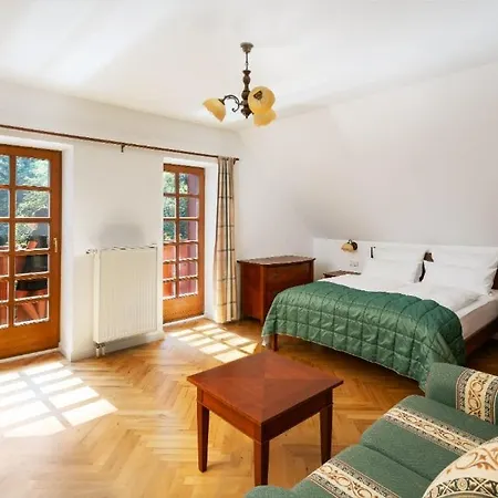 Aparthotel Pod Plani
